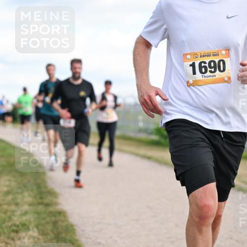 14.09.2025 - Airport Race Dr. Thomas Lammeyer http://msf.ph/oto/8872456 14.09.2025 12:17:07 Laufen 42, 1690 meine-sportfotos.de