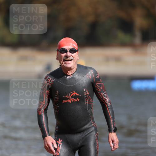 14.09.2025 - Stadtparktriathlon Michael Strokosch http://msf.ph/oto/8872460 14.09.2025 11:53:34 Schwimmen 1157, 1175, 1213 meine-sportfotos.de