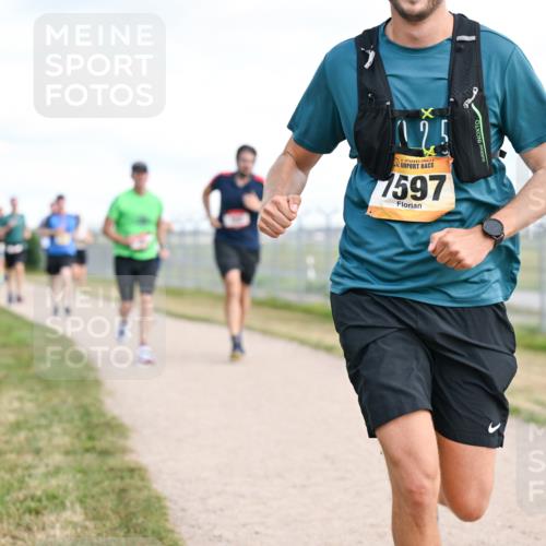 14.09.2025 - Airport Race Dr. Thomas Lammeyer http://msf.ph/oto/8872511 14.09.2025 12:17:10 Laufen 7597, 16 meine-sportfotos.de
