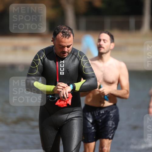 14.09.2025 - Stadtparktriathlon Michael Strokosch http://msf.ph/oto/8872523 14.09.2025 11:53:58 Schwimmen 1141, 1149, 1152, 1218 meine-sportfotos.de