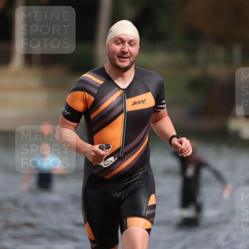 14.09.2025 - Stadtparktriathlon Michael Strokosch http://msf.ph/oto/8872610 14.09.2025 11:54:31 Schwimmen 1158, 1210 meine-sportfotos.de