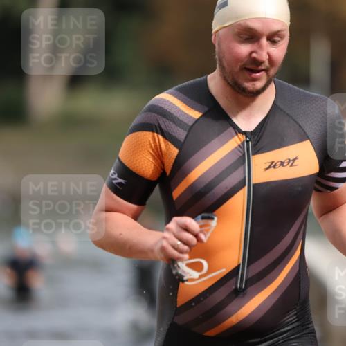14.09.2025 - Stadtparktriathlon Michael Strokosch http://msf.ph/oto/8872617 14.09.2025 11:54:32 Schwimmen 1158, 1210 meine-sportfotos.de