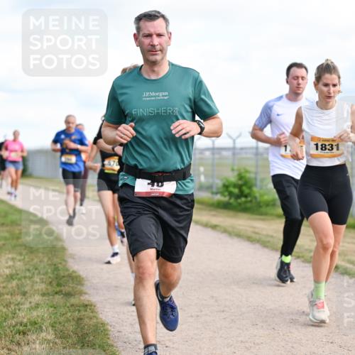14.09.2025 - Airport Race Dr. Thomas Lammeyer http://msf.ph/oto/8872638 14.09.2025 12:17:18 Laufen 48, 1831 meine-sportfotos.de