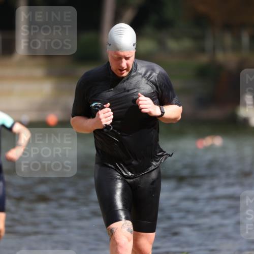 14.09.2025 - Stadtparktriathlon Michael Strokosch http://msf.ph/oto/8872684 14.09.2025 11:55:15 Schwimmen 1148, 1204 meine-sportfotos.de