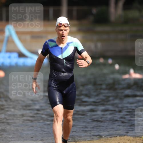 14.09.2025 - Stadtparktriathlon Michael Strokosch http://msf.ph/oto/8872695 14.09.2025 11:55:18 Schwimmen 1148, 1204 meine-sportfotos.de