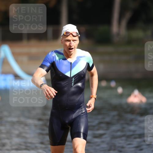 14.09.2025 - Stadtparktriathlon Michael Strokosch http://msf.ph/oto/8872703 14.09.2025 11:55:19 Schwimmen 1148, 1204 meine-sportfotos.de