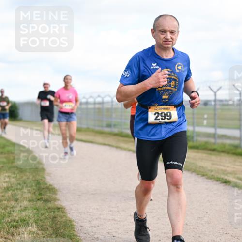 14.09.2025 - Airport Race Dr. Thomas Lammeyer http://msf.ph/oto/8872705 14.09.2025 12:17:22 Laufen 299 meine-sportfotos.de