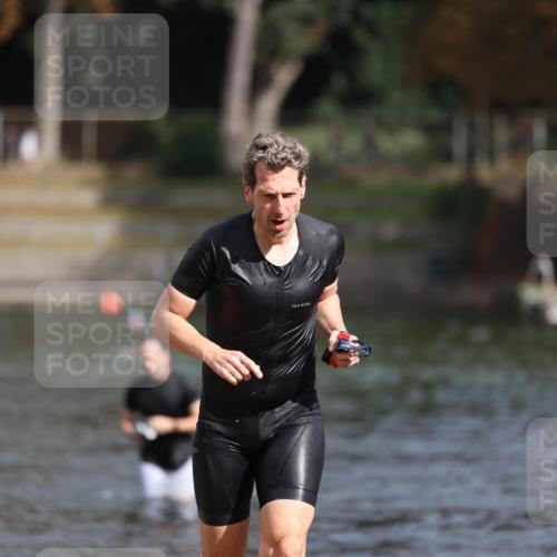 14.09.2025 - Stadtparktriathlon Michael Strokosch http://msf.ph/oto/8872722 14.09.2025 11:56:19 Schwimmen 1134, 1183 meine-sportfotos.de