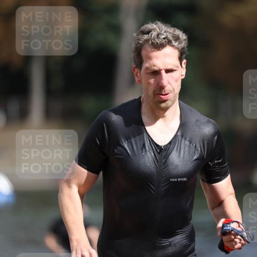 14.09.2025 - Stadtparktriathlon Michael Strokosch http://msf.ph/oto/8872729 14.09.2025 11:56:21 Schwimmen 1134, 1183 meine-sportfotos.de