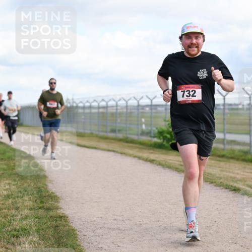 14.09.2025 - Airport Race Dr. Thomas Lammeyer http://msf.ph/oto/8872773 14.09.2025 12:17:26 Laufen 732 meine-sportfotos.de