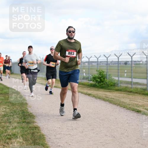 14.09.2025 - Airport Race Dr. Thomas Lammeyer http://msf.ph/oto/8872783 14.09.2025 12:17:29 Laufen 1809, 885, 883 meine-sportfotos.de