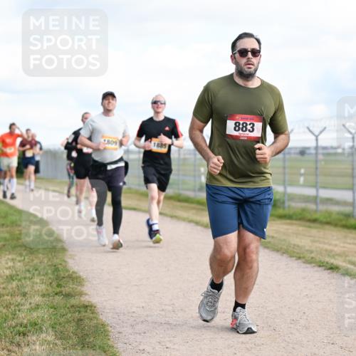 14.09.2025 - Airport Race Dr. Thomas Lammeyer http://msf.ph/oto/8872803 14.09.2025 12:17:30 Laufen 809, 1885, 883 meine-sportfotos.de