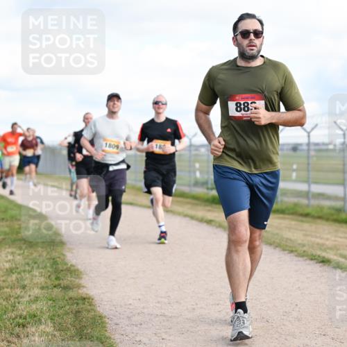 14.09.2025 - Airport Race Dr. Thomas Lammeyer http://msf.ph/oto/8872805 14.09.2025 12:17:30 Laufen 1809, 88 meine-sportfotos.de