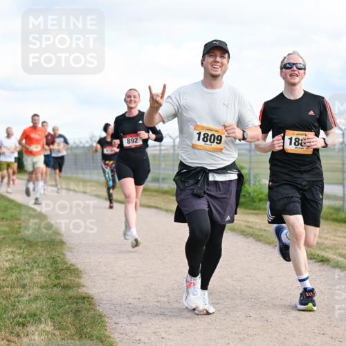 14.09.2025 - Airport Race Dr. Thomas Lammeyer http://msf.ph/oto/8872824 14.09.2025 12:17:31 Laufen 892, 1809, 18 meine-sportfotos.de