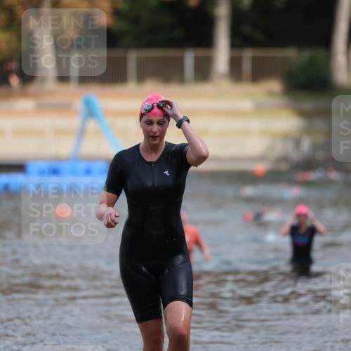 14.09.2025 - Stadtparktriathlon Michael Strokosch http://msf.ph/oto/8872851 14.09.2025 12:09:36 Schwimmen 1294 meine-sportfotos.de