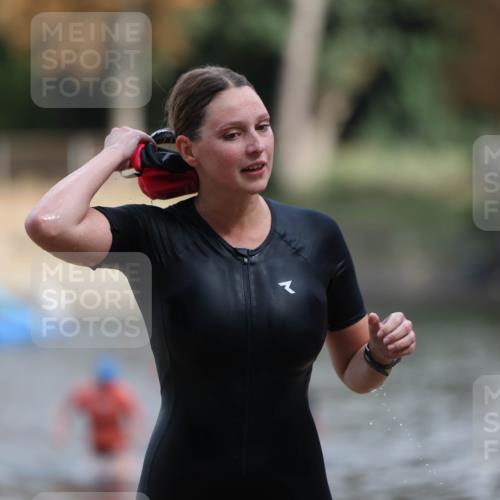 14.09.2025 - Stadtparktriathlon Michael Strokosch http://msf.ph/oto/8872861 14.09.2025 12:09:39 Schwimmen 1294, 1298, 1311 meine-sportfotos.de