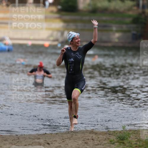 14.09.2025 - Stadtparktriathlon Michael Strokosch http://msf.ph/oto/8872907 14.09.2025 12:09:59 Schwimmen 1292 meine-sportfotos.de