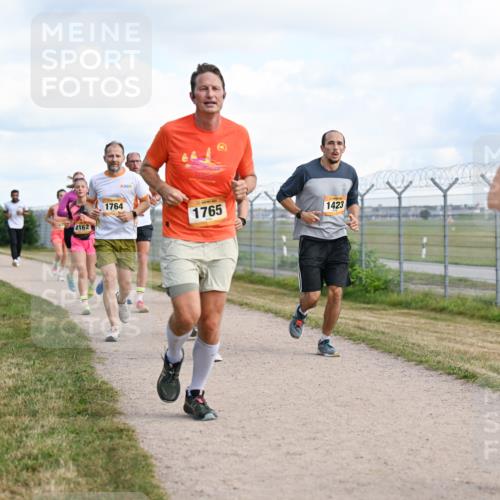 14.09.2025 - Airport Race Dr. Thomas Lammeyer http://msf.ph/oto/8872909 14.09.2025 12:17:36 Laufen 2162, 1764, 1765, 1423 meine-sportfotos.de