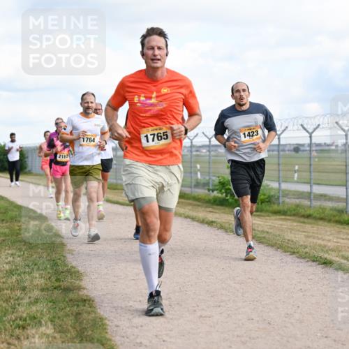 14.09.2025 - Airport Race Dr. Thomas Lammeyer http://msf.ph/oto/8872914 14.09.2025 12:17:36 Laufen 2162, 1764, 1765, 1423 meine-sportfotos.de