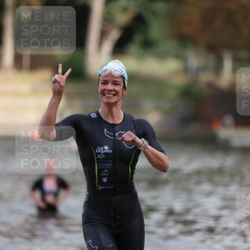 14.09.2025 - Stadtparktriathlon Michael Strokosch http://msf.ph/oto/8872924 14.09.2025 12:10:02 Schwimmen 1292 meine-sportfotos.de