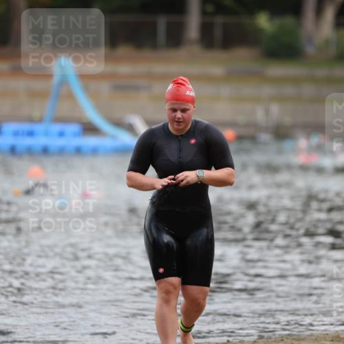 14.09.2025 - Stadtparktriathlon Michael Strokosch http://msf.ph/oto/8872938 14.09.2025 12:10:16 Schwimmen 1231 meine-sportfotos.de