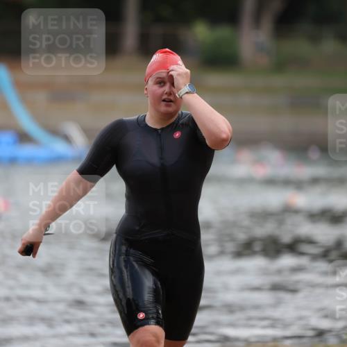 14.09.2025 - Stadtparktriathlon Michael Strokosch http://msf.ph/oto/8872943 14.09.2025 12:10:19 Schwimmen 1231 meine-sportfotos.de