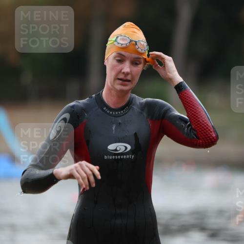 14.09.2025 - Stadtparktriathlon Michael Strokosch http://msf.ph/oto/8873002 14.09.2025 12:10:51 Schwimmen 1239, 1255 meine-sportfotos.de