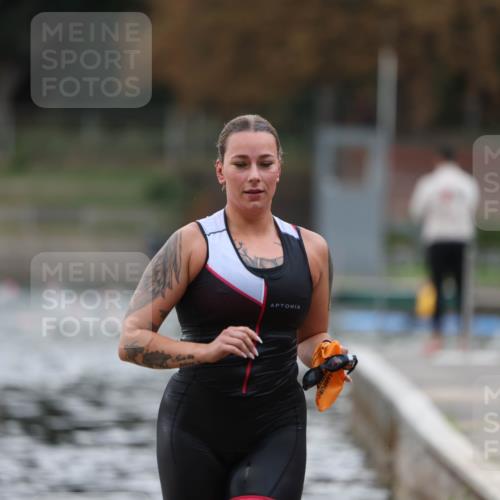 14.09.2025 - Stadtparktriathlon Michael Strokosch http://msf.ph/oto/8873014 14.09.2025 12:10:56 Schwimmen 1255 meine-sportfotos.de