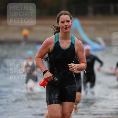 14.09.2025 - Stadtparktriathlon Michael Strokosch http://msf.ph/oto/8873025 14.09.2025 12:11:19 Schwimmen 1245, 1258, 1261, 1281, 1301, 1304 meine-sportfotos.de