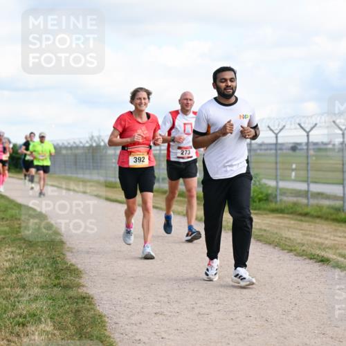 14.09.2025 - Airport Race Dr. Thomas Lammeyer http://msf.ph/oto/8873031 14.09.2025 12:17:45 Laufen 392, 273 meine-sportfotos.de