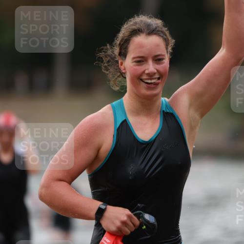 14.09.2025 - Stadtparktriathlon Michael Strokosch http://msf.ph/oto/8873033 14.09.2025 12:11:21 Schwimmen 1245, 1258, 1261, 1281, 1301, 1304 meine-sportfotos.de