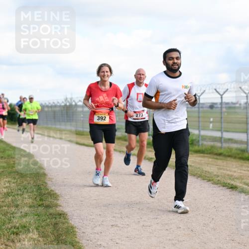 14.09.2025 - Airport Race Dr. Thomas Lammeyer http://msf.ph/oto/8873034 14.09.2025 12:17:45 Laufen 392, 273 meine-sportfotos.de