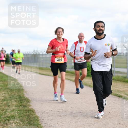 14.09.2025 - Airport Race Dr. Thomas Lammeyer http://msf.ph/oto/8873039 14.09.2025 12:17:46 Laufen 392, 273 meine-sportfotos.de