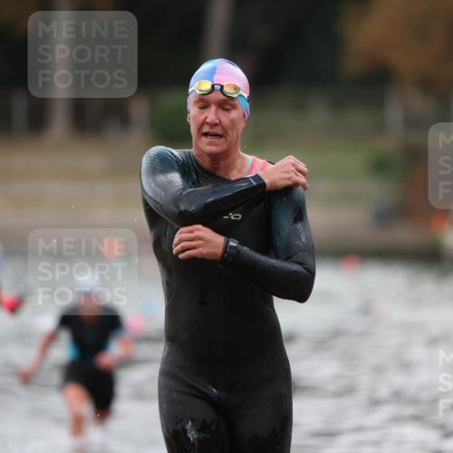 14.09.2025 - Stadtparktriathlon Michael Strokosch http://msf.ph/oto/8873054 14.09.2025 12:11:25 Schwimmen 1245, 1258, 1261, 1281, 1304 meine-sportfotos.de