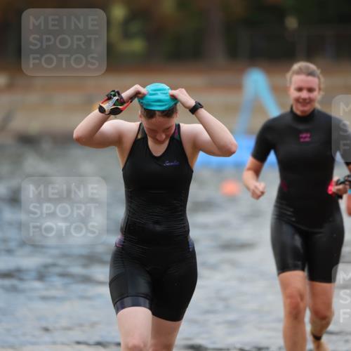 14.09.2025 - Stadtparktriathlon Michael Strokosch http://msf.ph/oto/8873060 14.09.2025 12:11:27 Schwimmen 1258, 1261, 1281, 1304 meine-sportfotos.de
