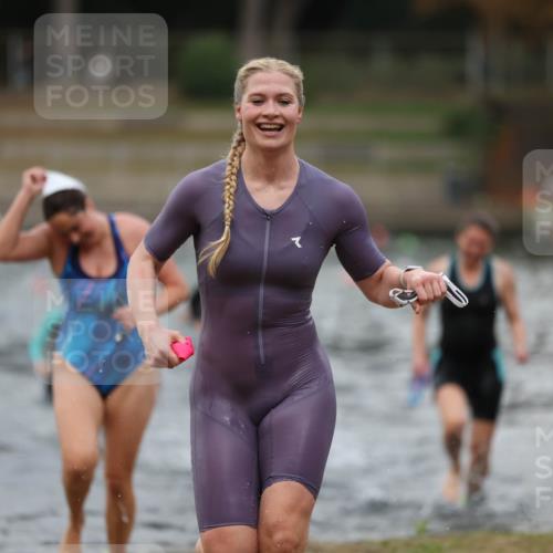 14.09.2025 - Stadtparktriathlon Michael Strokosch http://msf.ph/oto/8873106 14.09.2025 12:11:52 Schwimmen 1224, 1247, 1252, 1256, 1317 meine-sportfotos.de