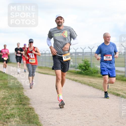 14.09.2025 - Airport Race Dr. Thomas Lammeyer http://msf.ph/oto/8873152 14.09.2025 12:17:54 Laufen 1816, 1969, 754 meine-sportfotos.de