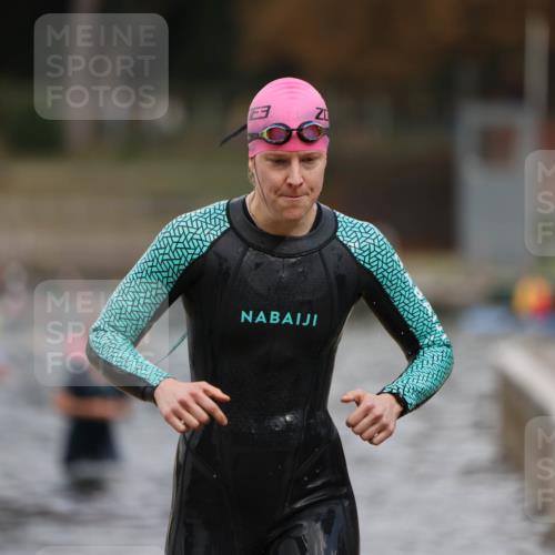 14.09.2025 - Stadtparktriathlon Michael Strokosch http://msf.ph/oto/8873160 14.09.2025 12:12:06 Schwimmen 1274, 1289 meine-sportfotos.de