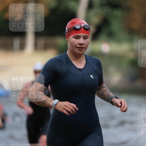 14.09.2025 - Stadtparktriathlon Michael Strokosch http://msf.ph/oto/8873170 14.09.2025 12:12:18 Schwimmen 1244, 1274, 1283, 1297 meine-sportfotos.de