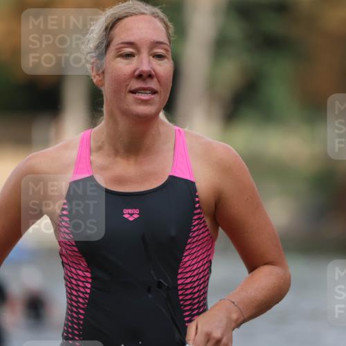 14.09.2025 - Stadtparktriathlon Michael Strokosch http://msf.ph/oto/8873205 14.09.2025 12:12:29 Schwimmen 1229, 1244, 1250, 1260 meine-sportfotos.de