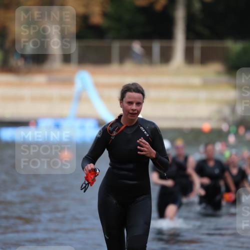 14.09.2025 - Stadtparktriathlon Michael Strokosch http://msf.ph/oto/8873234 14.09.2025 12:12:40 Schwimmen 1250, 1260, 1314 meine-sportfotos.de