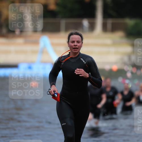 14.09.2025 - Stadtparktriathlon Michael Strokosch http://msf.ph/oto/8873237 14.09.2025 12:12:41 Schwimmen 1250, 1260, 1310, 1314 meine-sportfotos.de
