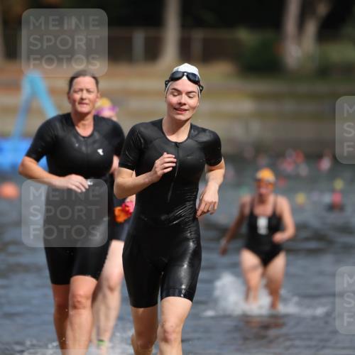 14.09.2025 - Stadtparktriathlon Michael Strokosch http://msf.ph/oto/8873270 14.09.2025 12:12:52 Schwimmen 1275, 1293, 1296, 1310, 1314 meine-sportfotos.de