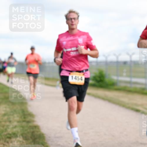 14.09.2025 - Airport Race Dr. Thomas Lammeyer http://msf.ph/oto/8873273 14.09.2025 12:18:00 Laufen 1454, 5 meine-sportfotos.de