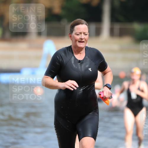14.09.2025 - Stadtparktriathlon Michael Strokosch http://msf.ph/oto/8873281 14.09.2025 12:12:54 Schwimmen 1242, 1275, 1293, 1296, 1310 meine-sportfotos.de