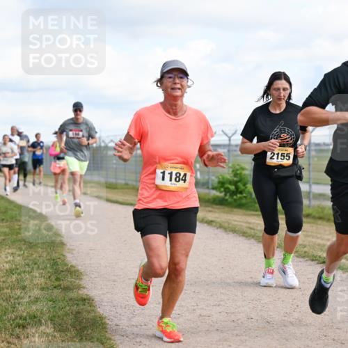 14.09.2025 - Airport Race Dr. Thomas Lammeyer http://msf.ph/oto/8873320 14.09.2025 12:18:03 Laufen 1184, 2155, 395 meine-sportfotos.de