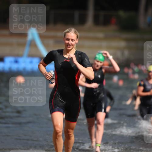 14.09.2025 - Stadtparktriathlon Michael Strokosch http://msf.ph/oto/8873332 14.09.2025 12:13:15 Schwimmen 1223, 1264, 1267, 1280, 1321 meine-sportfotos.de