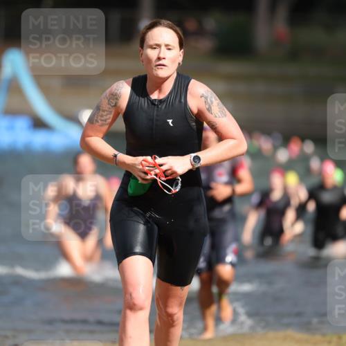 14.09.2025 - Stadtparktriathlon Michael Strokosch http://msf.ph/oto/8873346 14.09.2025 12:13:18 Schwimmen 1223, 1257, 1264, 1267, 1280, 1321 meine-sportfotos.de
