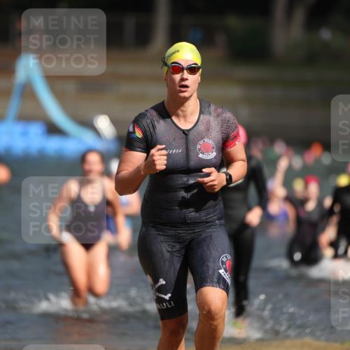 14.09.2025 - Stadtparktriathlon Michael Strokosch http://msf.ph/oto/8873358 14.09.2025 12:13:21 Schwimmen 1223, 1251, 1257, 1264, 1267, 1286, 1321 meine-sportfotos.de