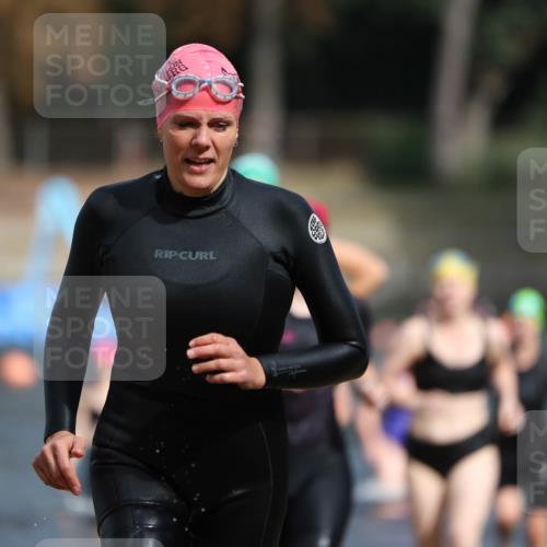 14.09.2025 - Stadtparktriathlon Michael Strokosch http://msf.ph/oto/8873391 14.09.2025 12:13:31 Schwimmen 1222, 1251, 1257, 1264, 1277, 1286, 1312, 1319, 1321 meine-sportfotos.de